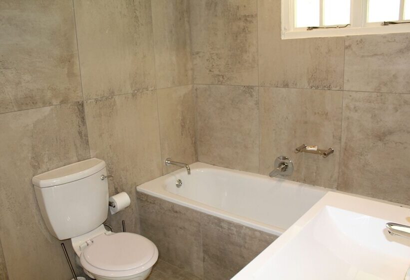 בית מלון כפרי Mount Shekinah Country