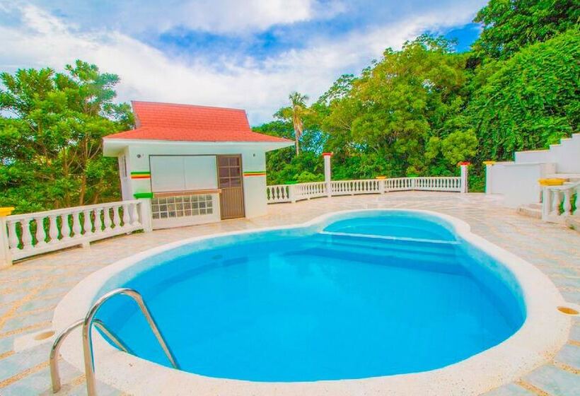 هتل On Vacation Magic Hill