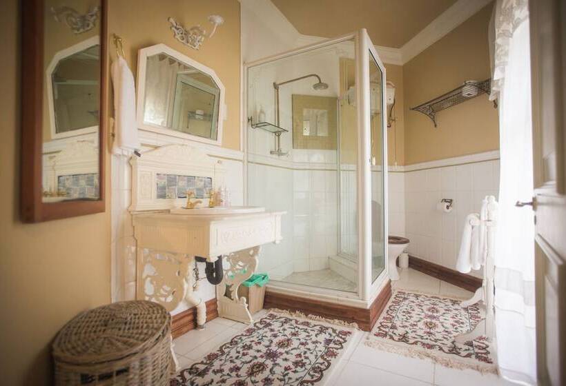 فندق Schoon Huis Manor