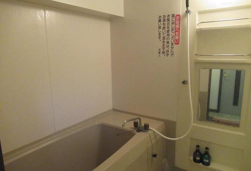 בית מלון כפרי Tsurusaki