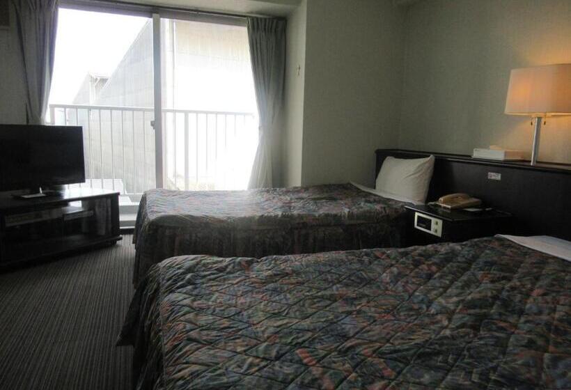 בית מלון כפרי Tsurusaki