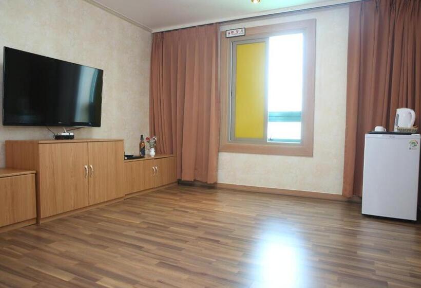 ホテル Uljin Grand