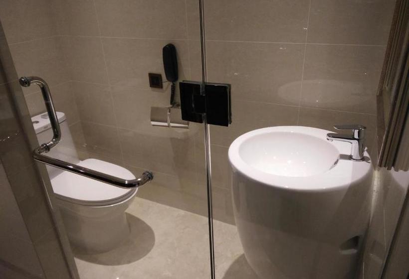 فندق Lanxi International