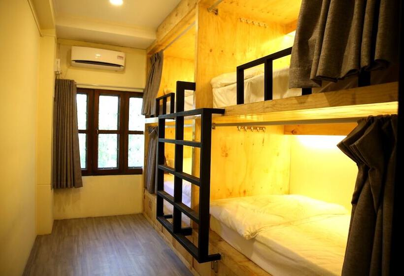 Mansion Hostel Mandalay