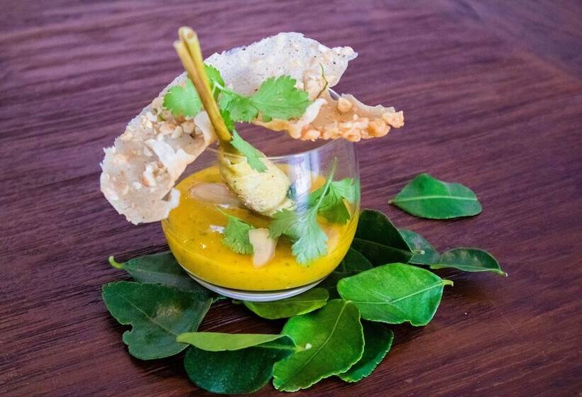 استراحتگاه Pinkcoco Gili Air   Constant Surprises & For Cool Adults Only