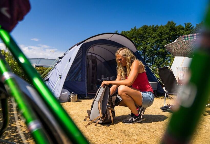 فندق صغير Haga Park Camping & Stugor