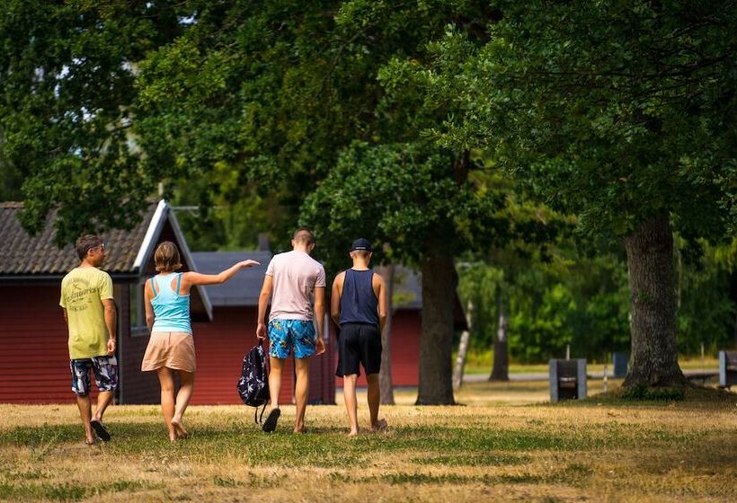 فندق صغير Haga Park Camping & Stugor