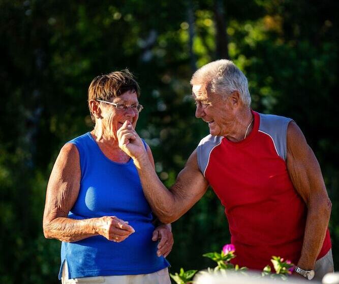 فندق صغير Haga Park Camping & Stugor