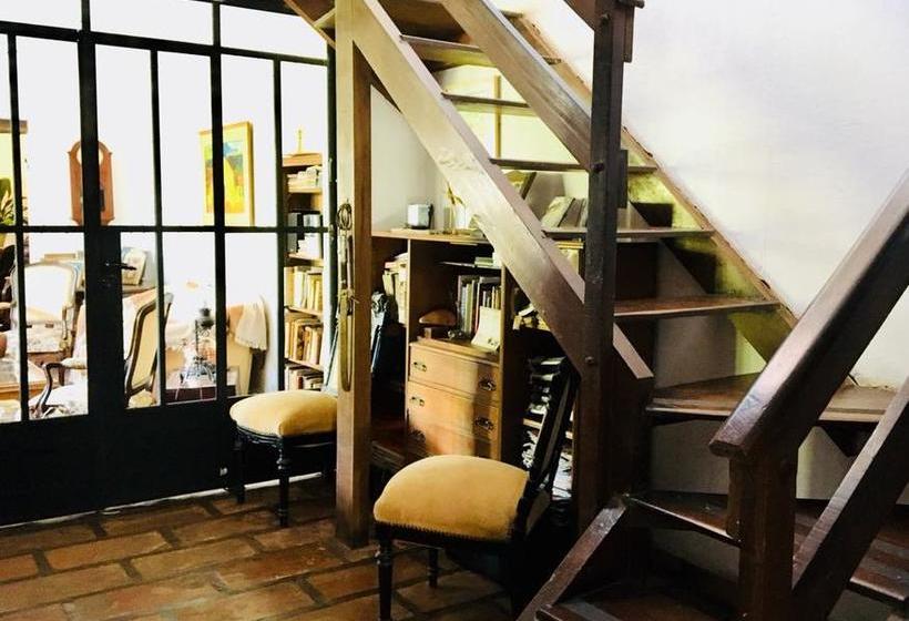 تختخواب و صبحانه Casa De Las Palmeras