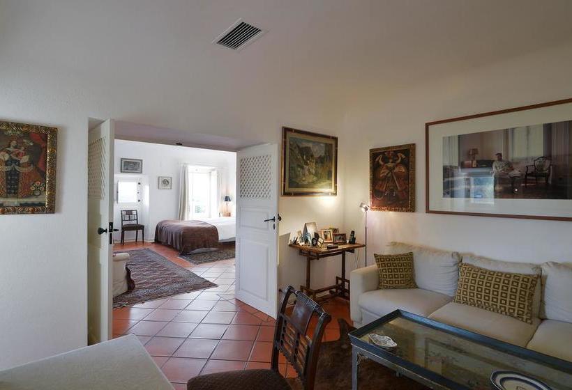 צימר Convento Inn And Artists Residency