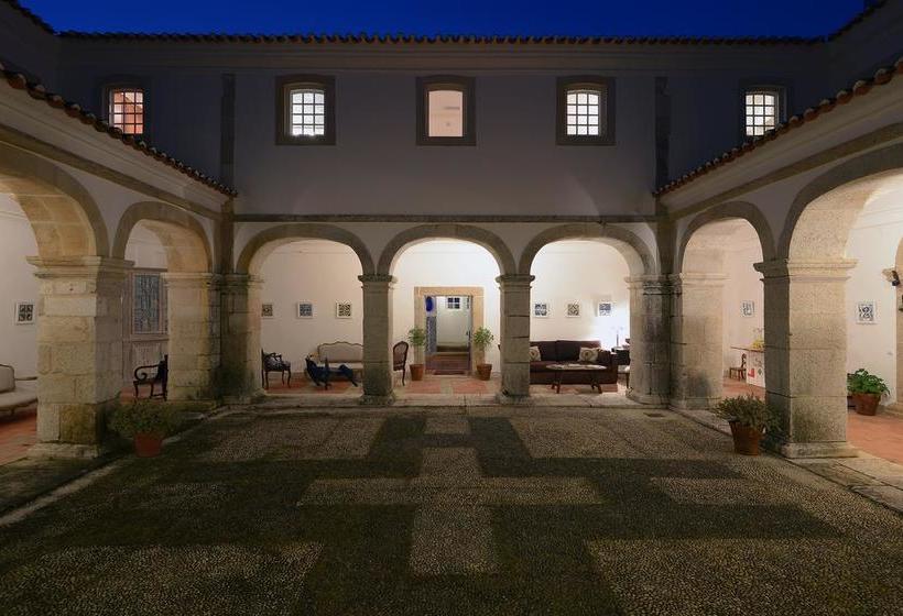 צימר Convento Inn And Artists Residency