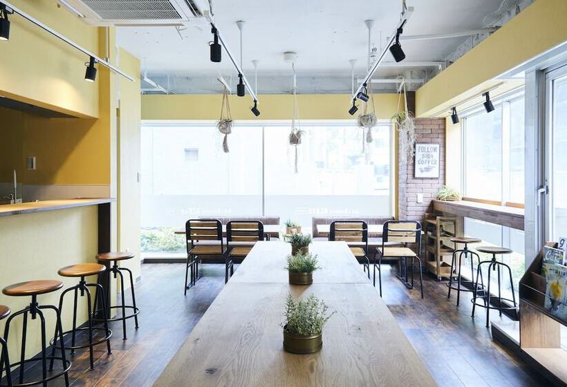 Bed & Breakfast Renga – Hostel