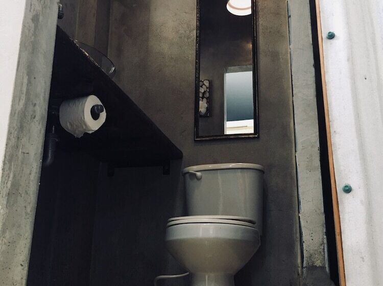 Crash Pad Adventure Hostel