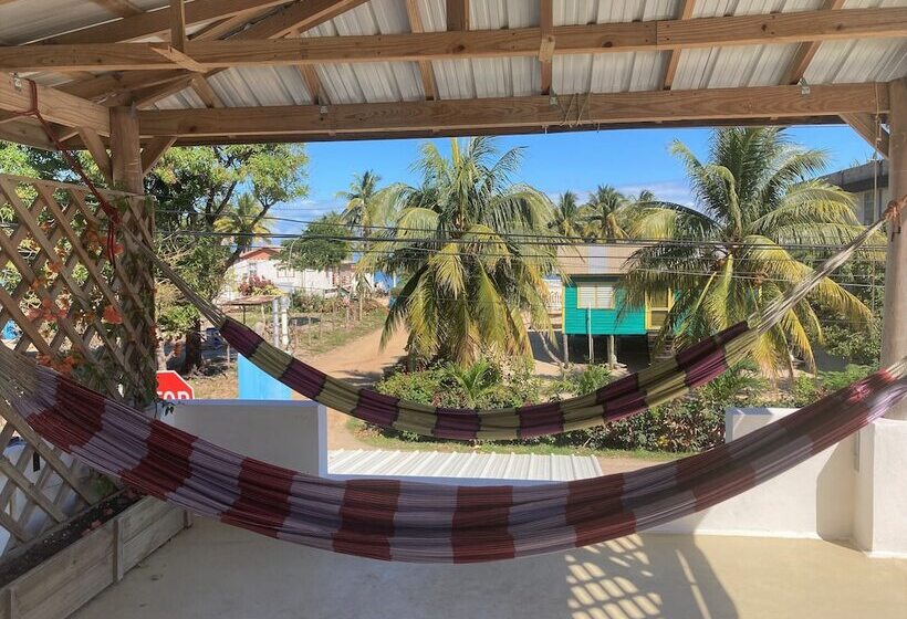 Crash Pad Adventure Hostel