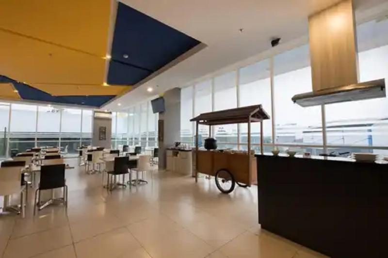 酒店 88 Bekasi By Wh