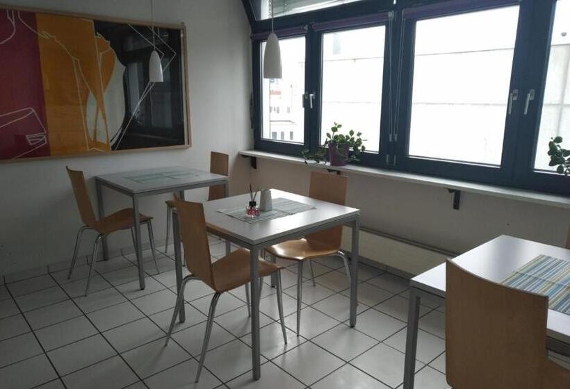 Hotell Atelier Guesthouse