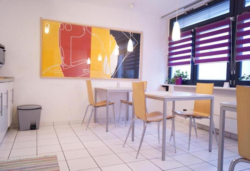 Hotell Atelier Guesthouse