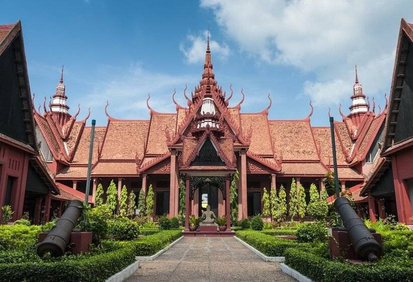 בית מלון כפרי Botum Palace