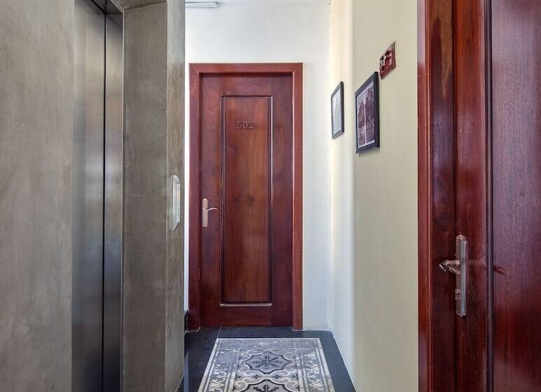 בית מלון כפרי Botum Palace