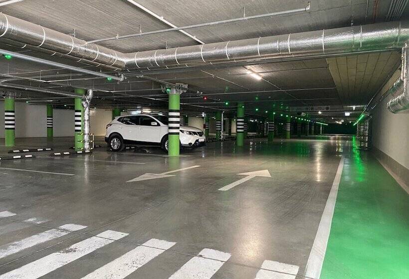 هتل Courtyard By Marriott Vilnius City Center