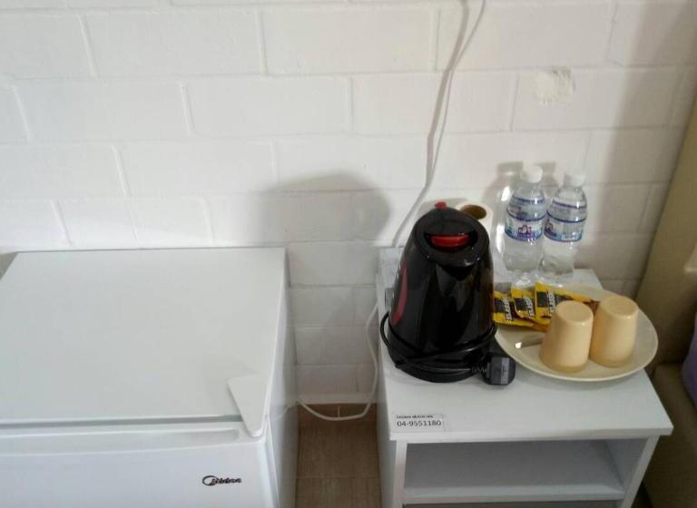 酒店 D Lima Beach Inn