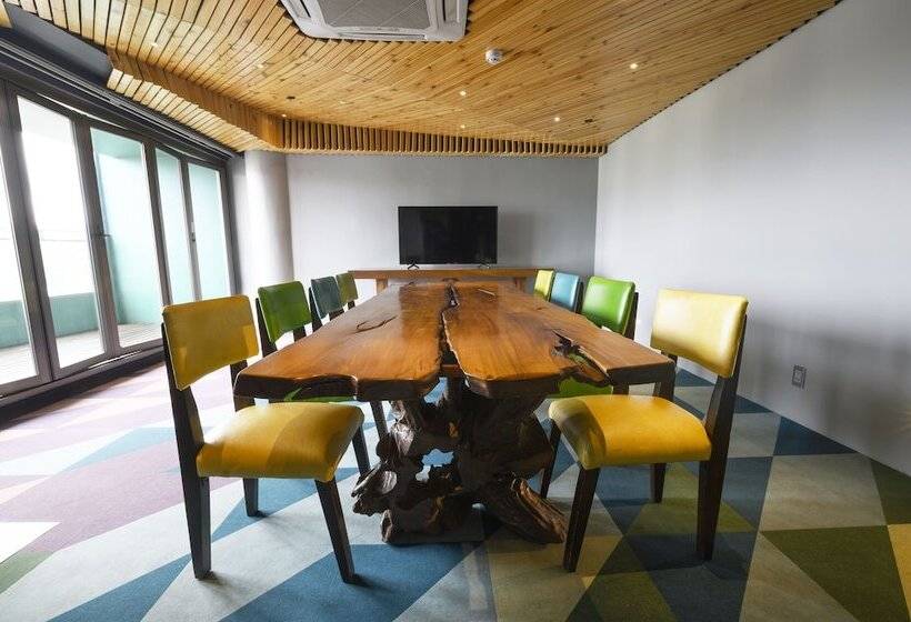 בית מלון כפרי G1 Lodge