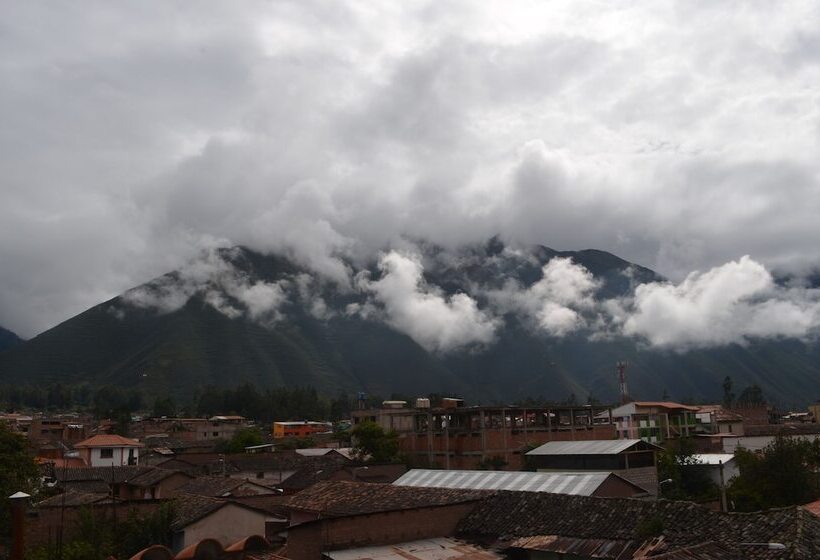 هتل Hostal Balcon De Piedras