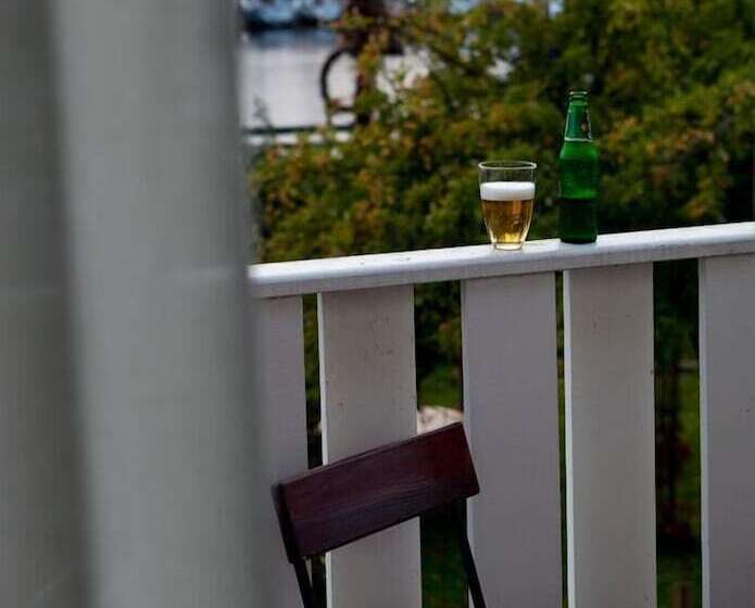 בית מלון כפרי Idas Brygga Skepparehus