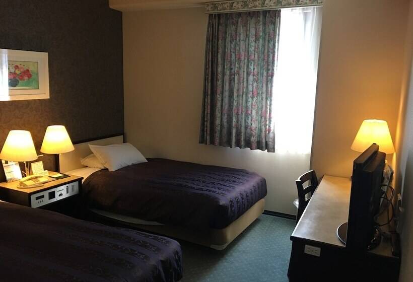 酒店 Kurume Station