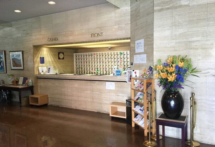 酒店 Kurume Station