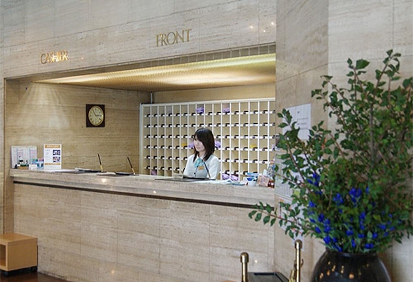 酒店 Kurume Station