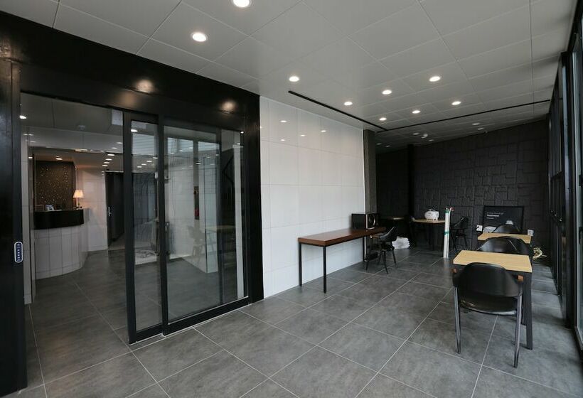 No.25 Hotel Yangyang Mulchi