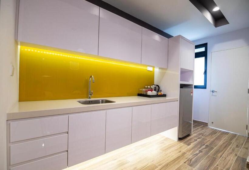 בית מלון כפרי Ramada By Wyndham Meridin Johor Bahru