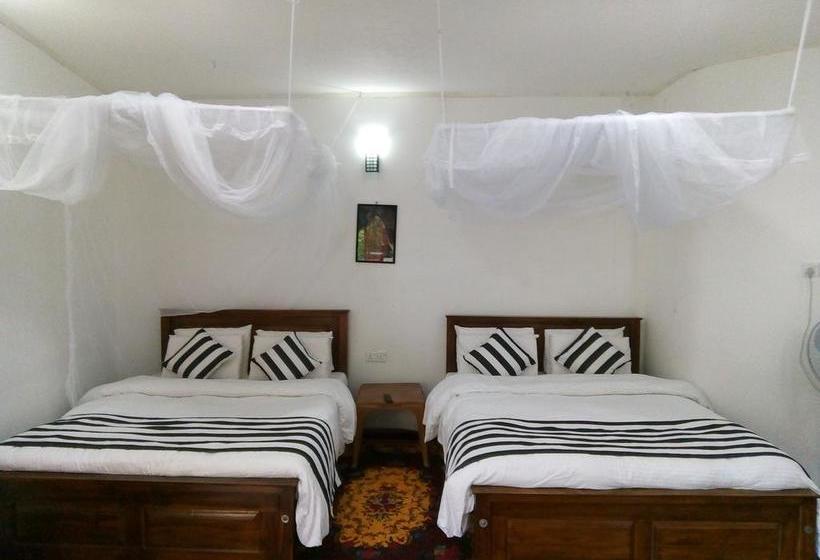 Hotel The Inn On The River