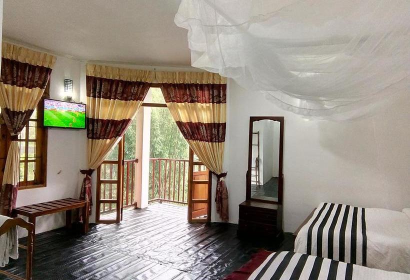 Hotel The Inn On The River