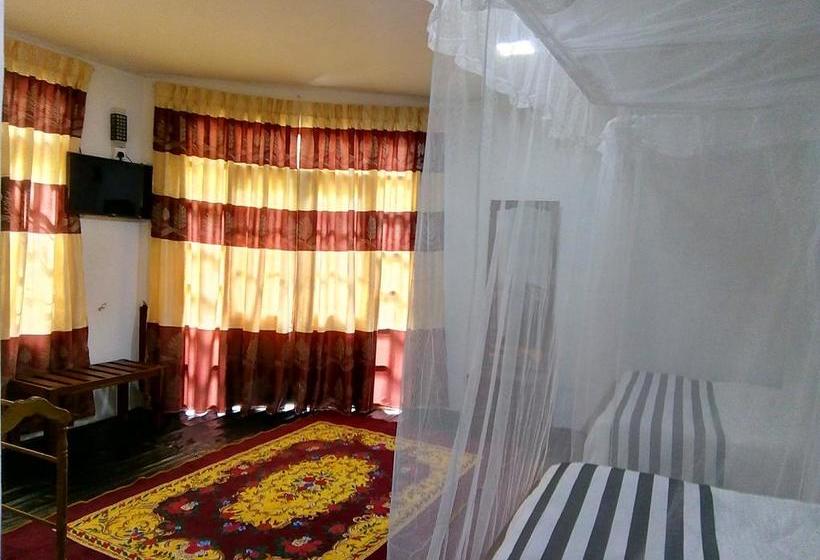 Hotel The Inn On The River