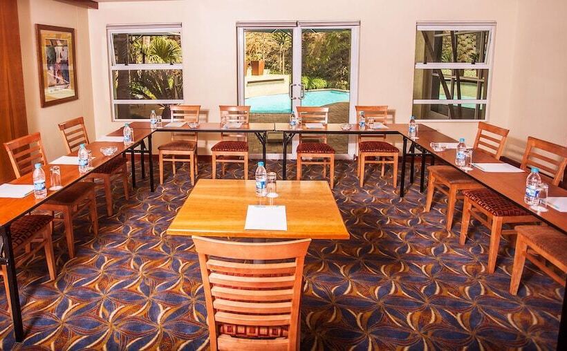 호텔 Stayeasy Pretoria