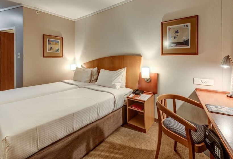 호텔 Stayeasy Pretoria