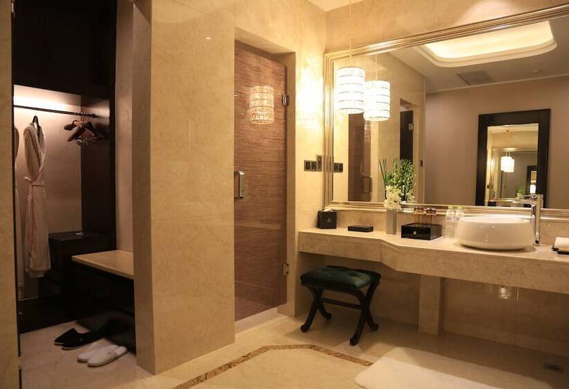 Otel The Huiting Collection