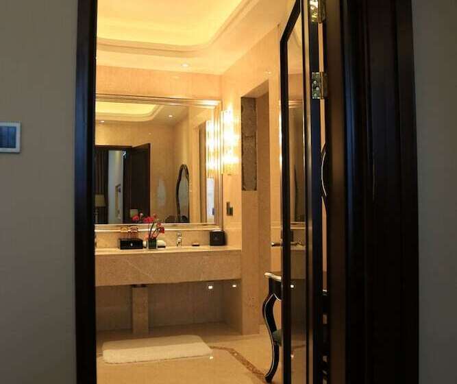 Hotel The Huiting Collection