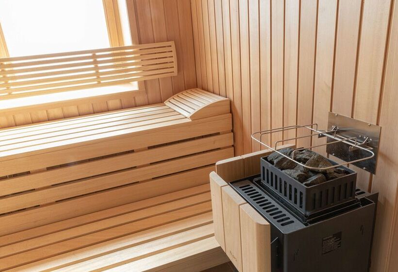 هتل Holiday Inn   The Niu, Franz Vienna, An Ihg