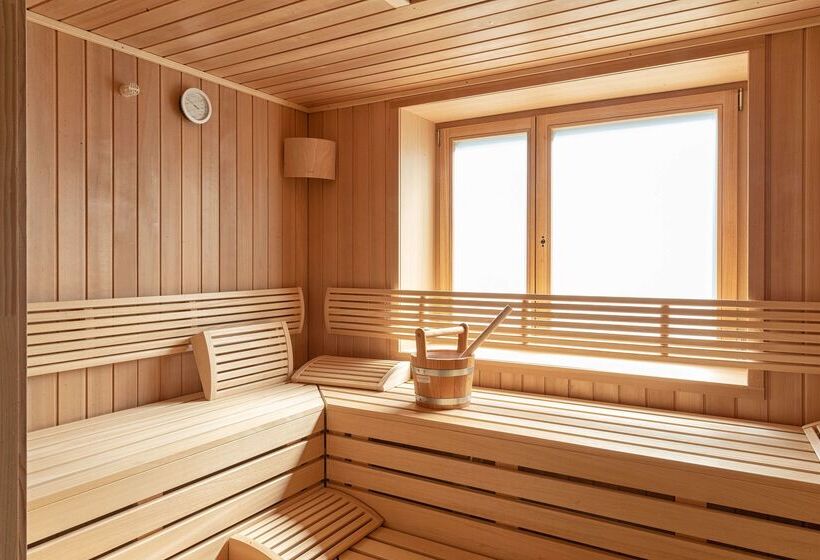 هتل Holiday Inn   The Niu, Franz Vienna, An Ihg