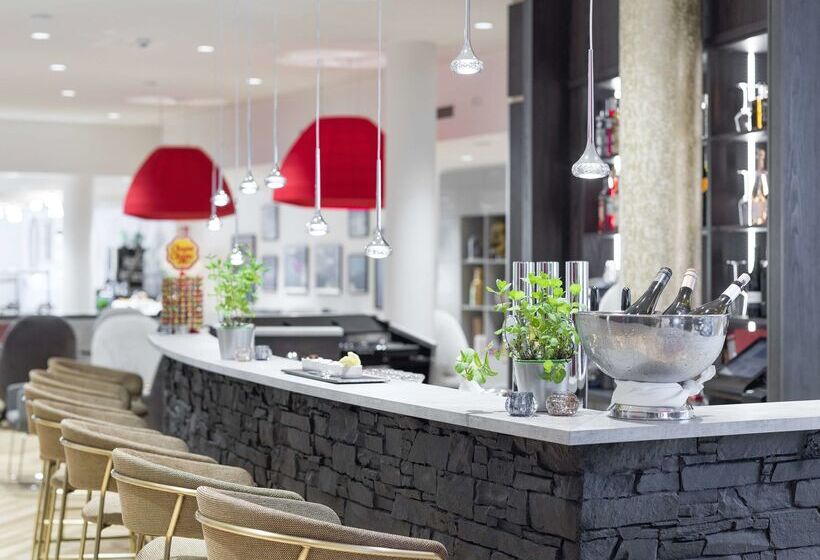 هتل Holiday Inn   The Niu, Franz Vienna, An Ihg