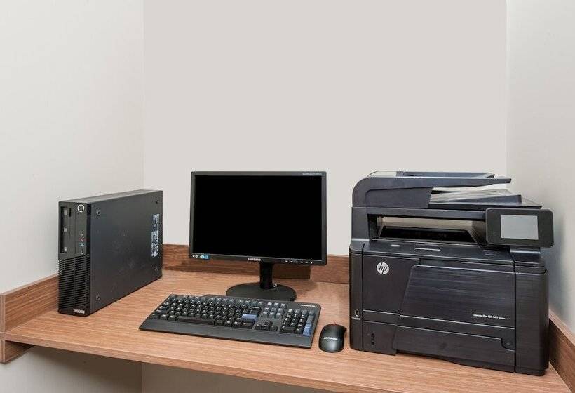 Microtel Inn & Suites By Wyndham Val D Or