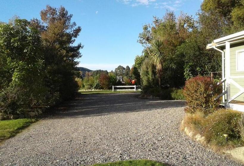 فندق على الطريق Abel Tasman Haven