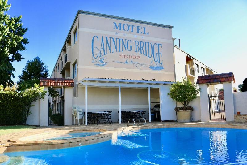 モーテル Canning Bridge Auto Lodge