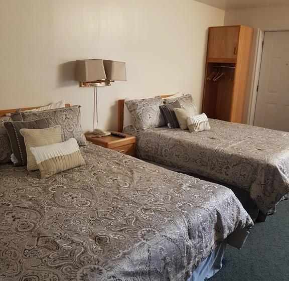 فندق على الطريق Covered Bridge Inn & Suites