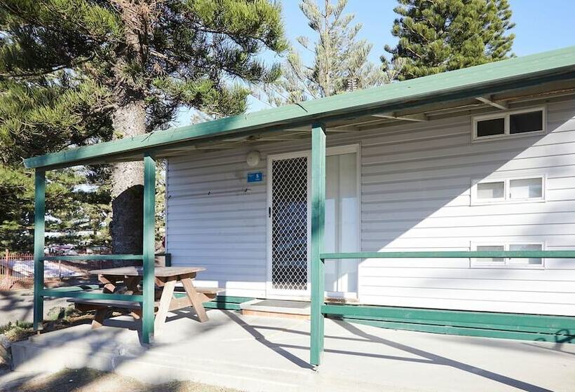 استراحتگاه Horseshoe Bay Holiday Park