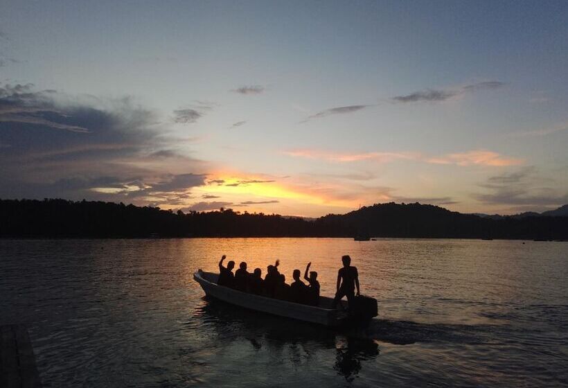 Курорт Iboih Inn