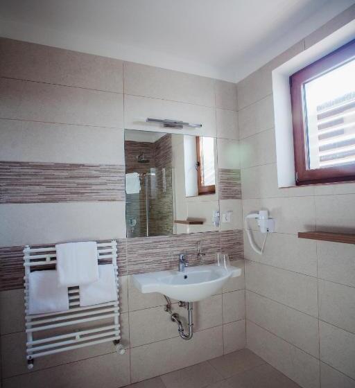 אתר נופש Tci Social Club